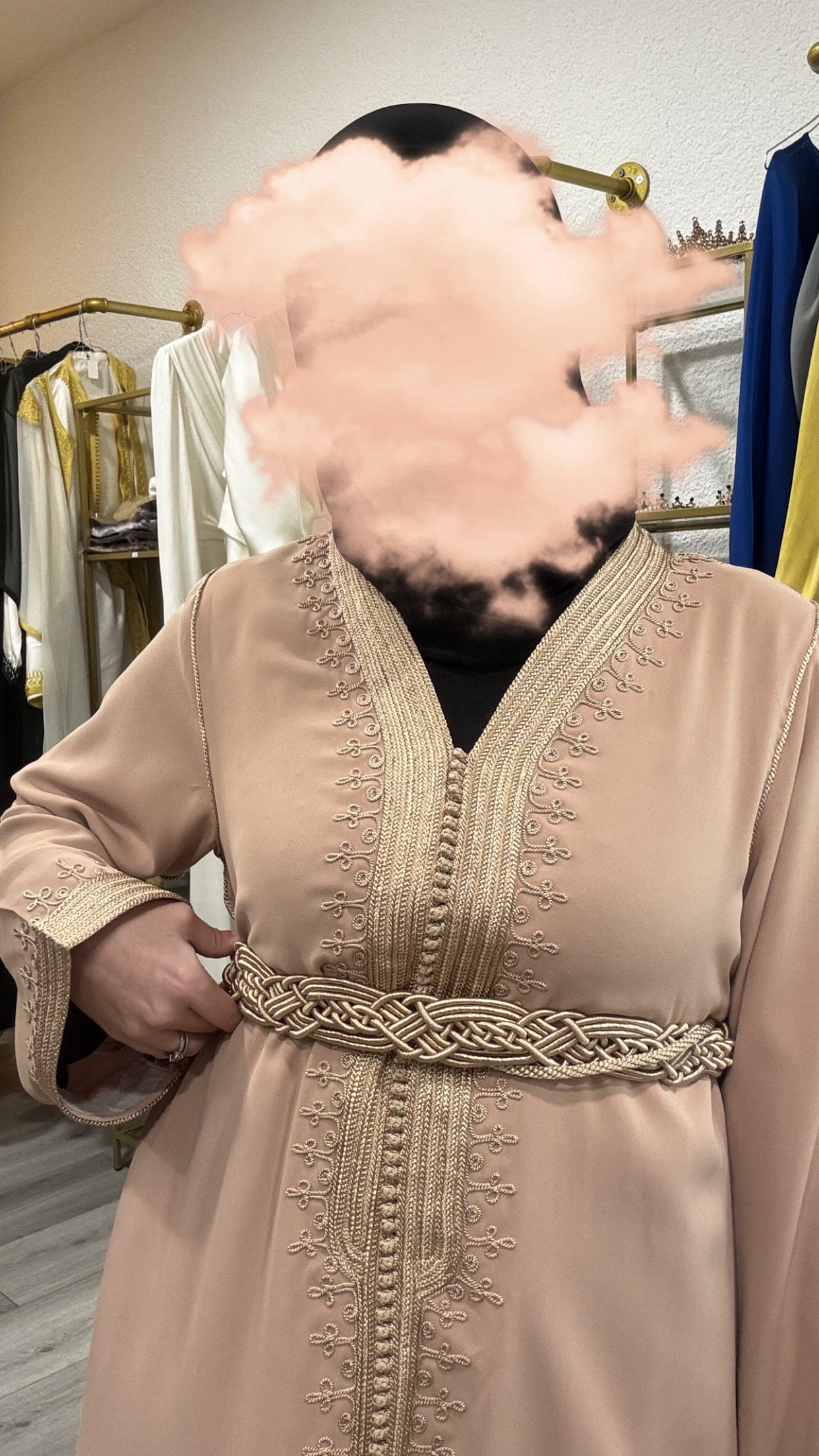 caftan location , takchita