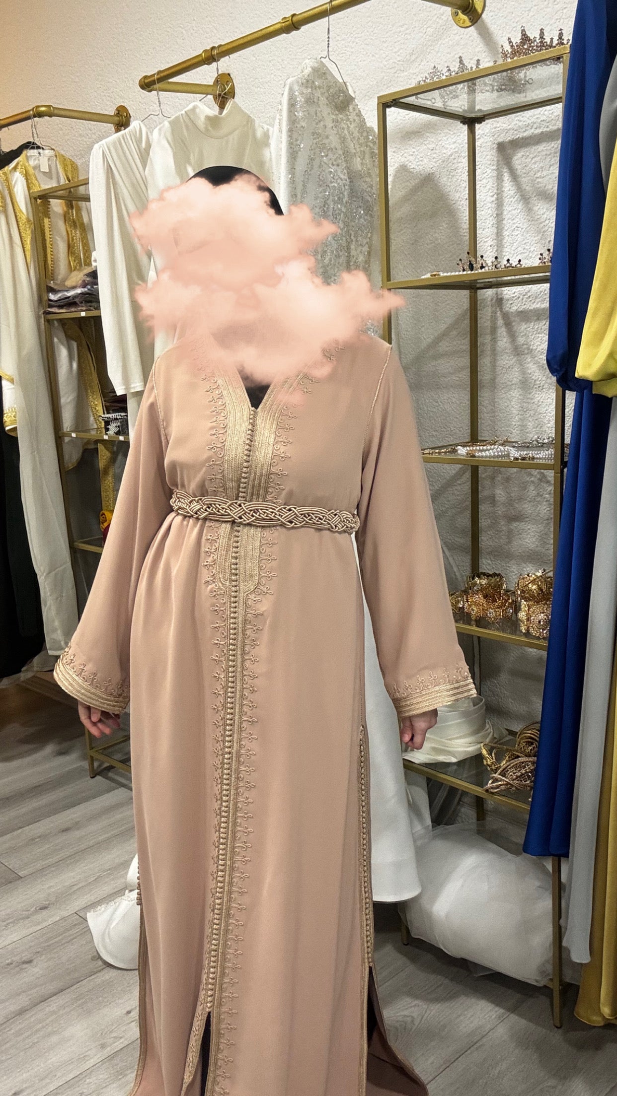 caftan location , takchita