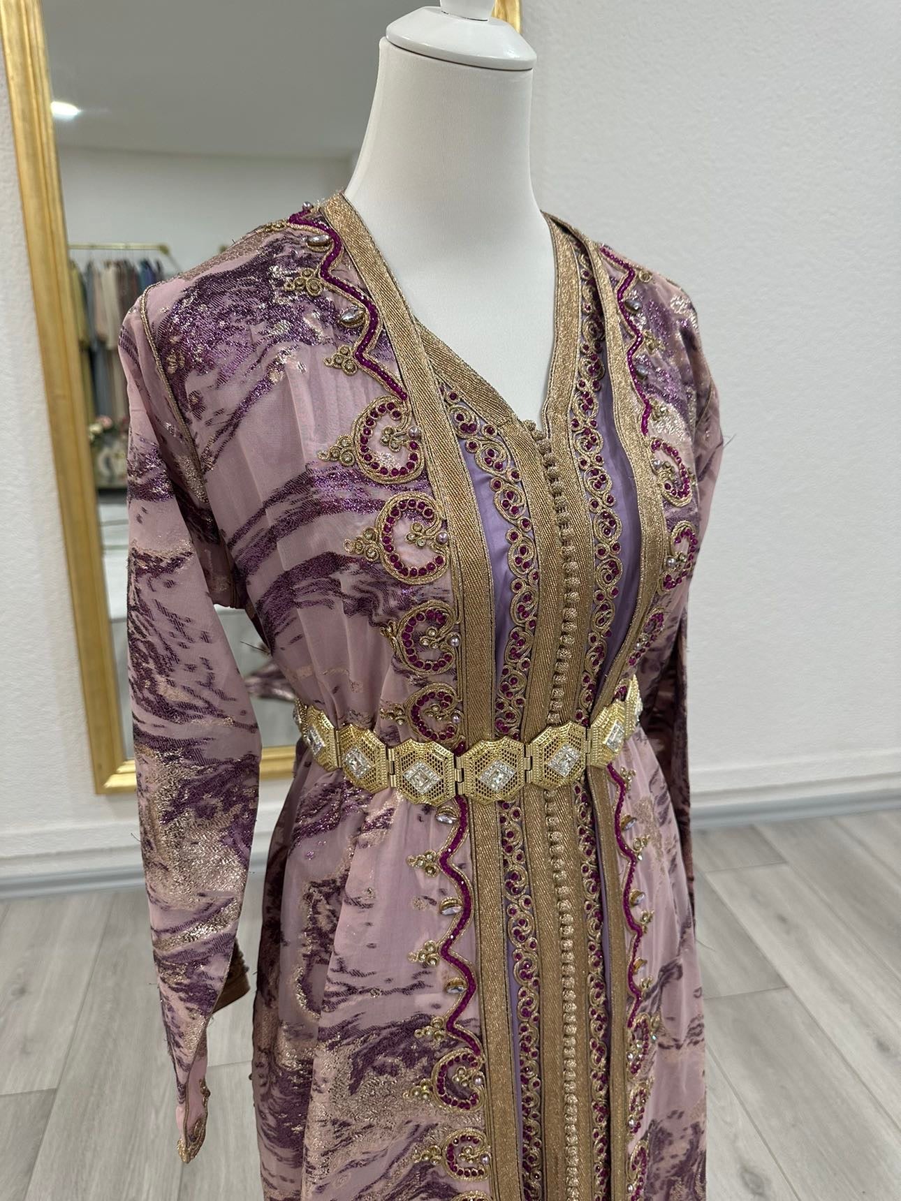 takchita, caftan marocain, robe location, rental dress, wedding dress