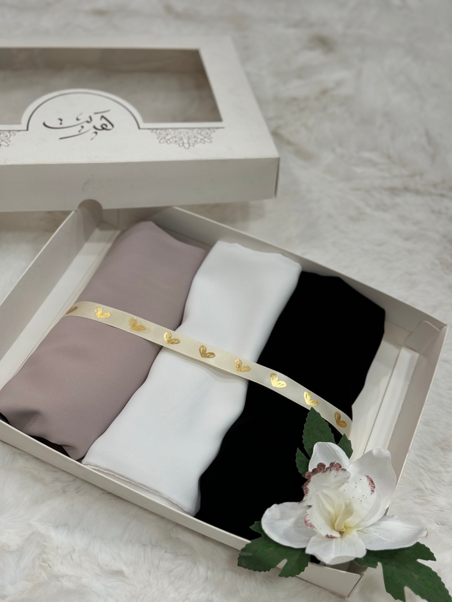 hijab soie de medine premium, foulard, voile, bouquet de voile, bouquet de hijab, box voile, box hijab