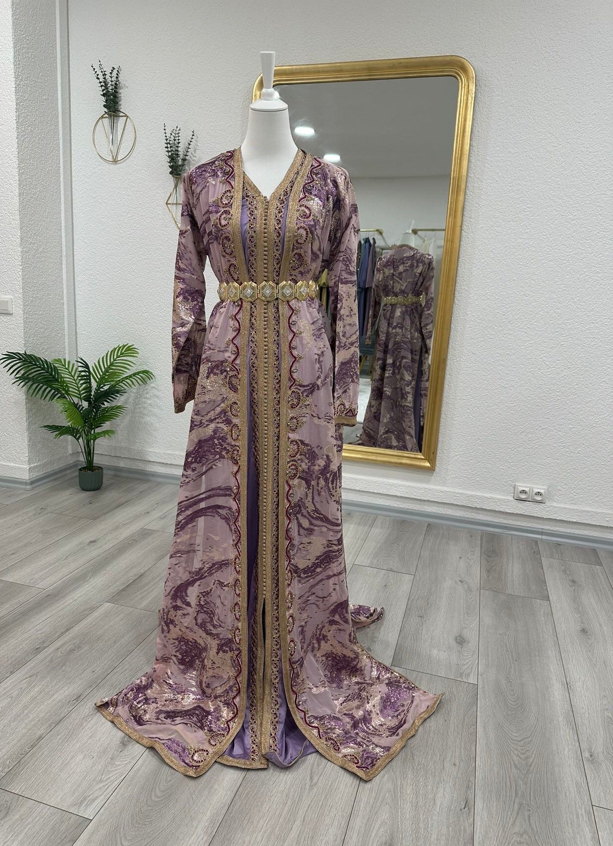 takchita, caftan marocain, robe location, rental dress, wedding dress