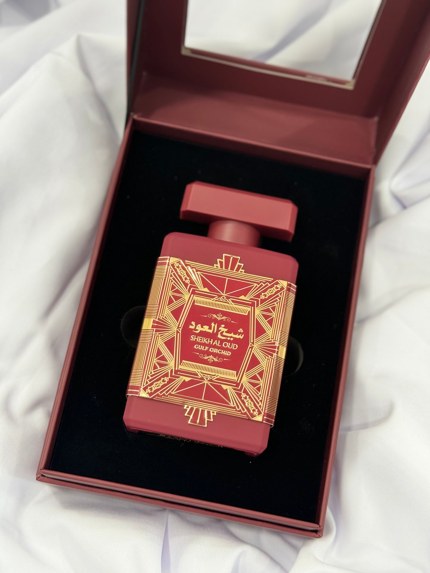 Sheikh Al Oud rouge GULF ORCHID parfum de Dubai