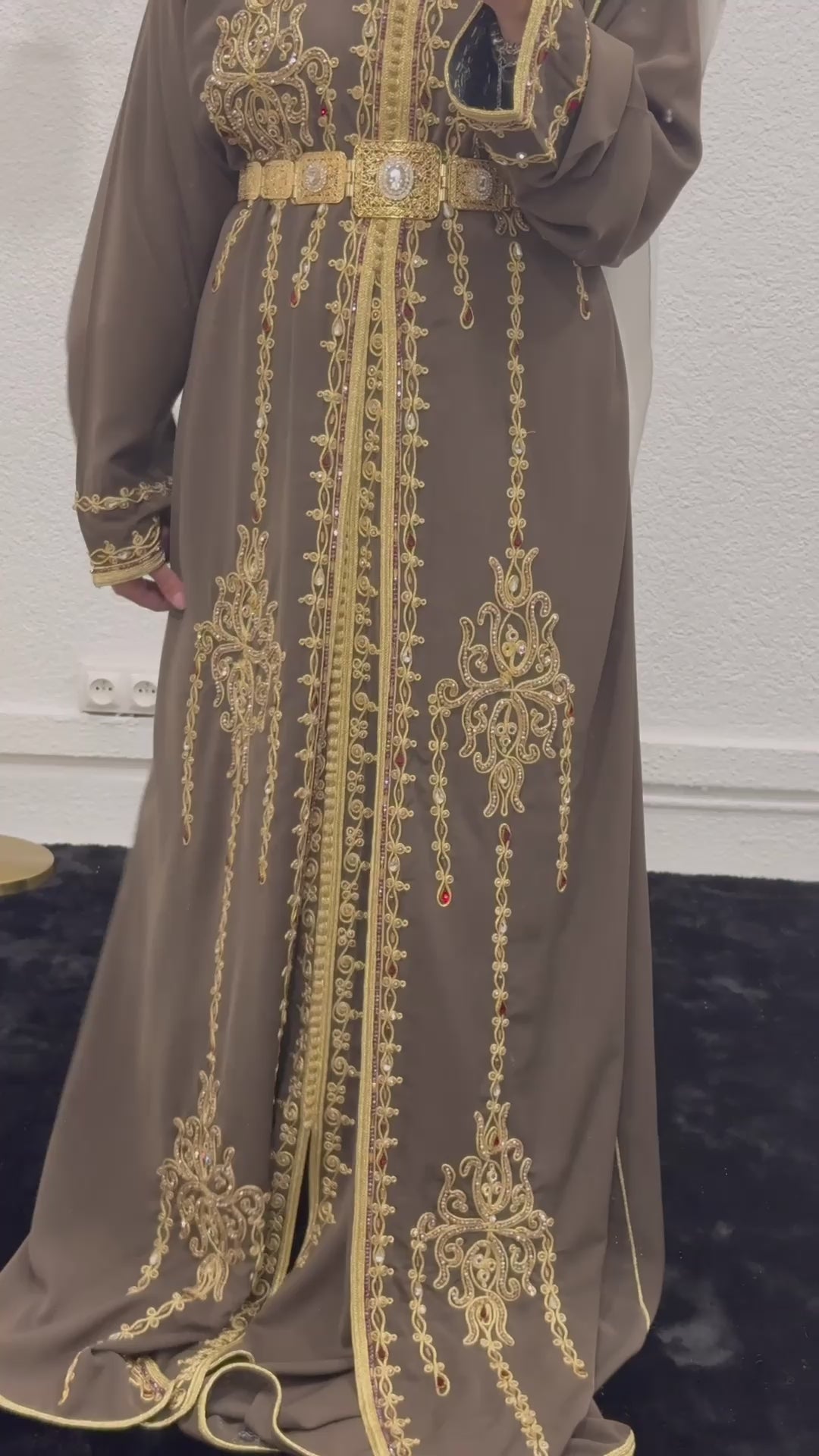 takchita, caftan marocain, robe location, rental dress, wedding dress